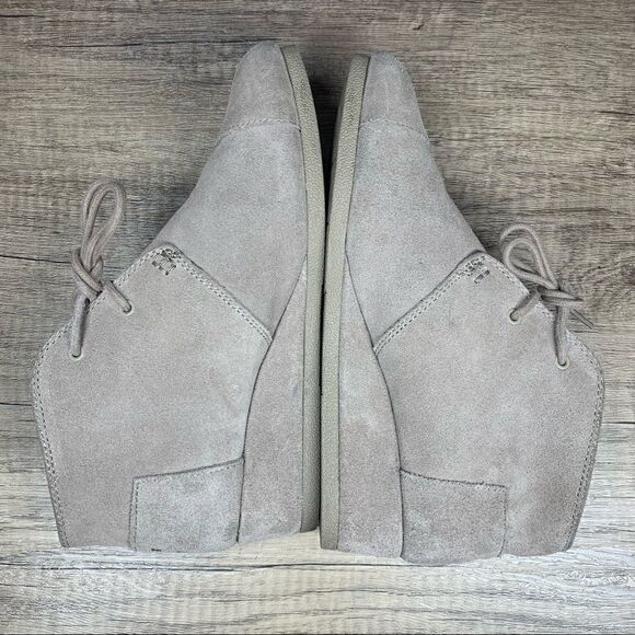 TOMS~Desert Wedge~Taupe~Suede Ankle Booties~Youth~ Size 6~Lace Up - Picture 8 of 9